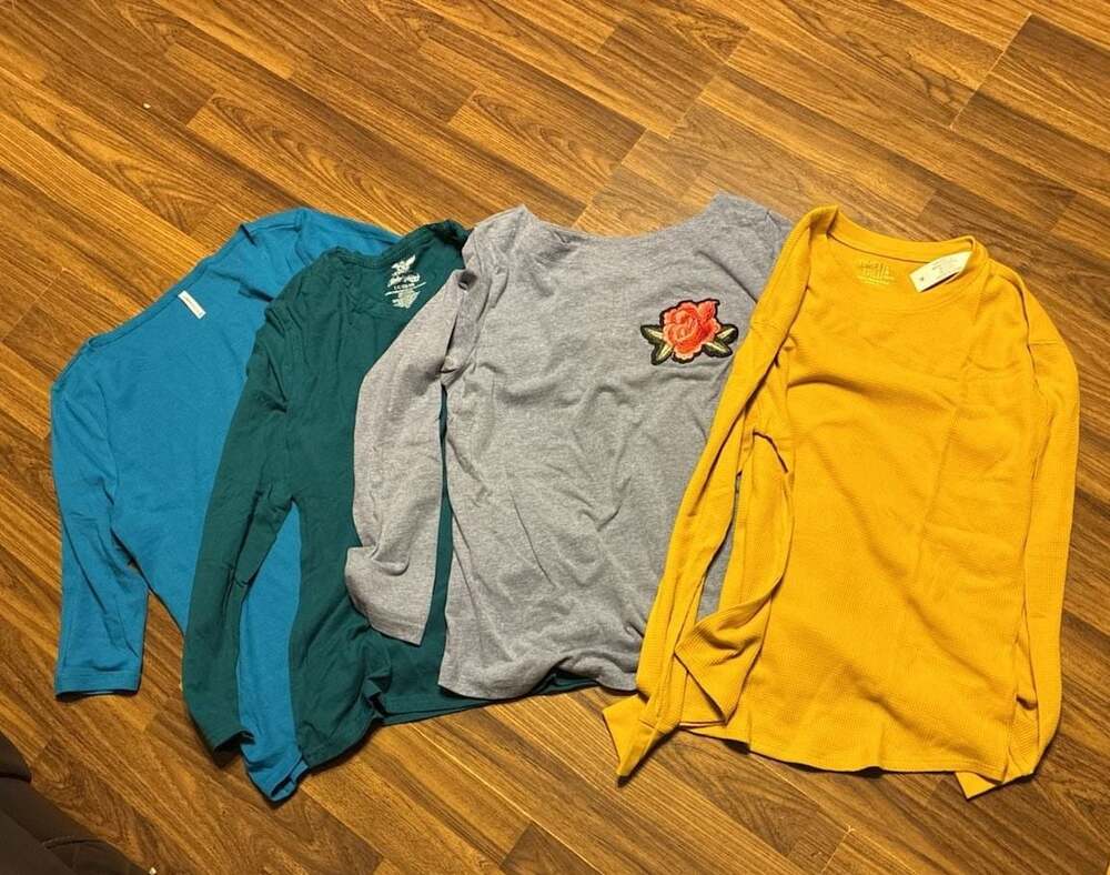 Lot of 4 Women's Tops Size Large (12-14) Assorted Brands